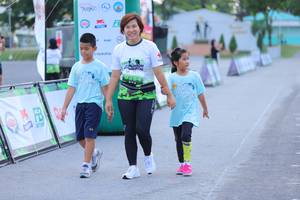 BIB: 
                            <button type="button" onclick="openModal(3656718)" class="btn btn-primary btn-sm float-right btn-popup" data-toggle="modal" data-target=".modal-high-quality">
                        <i class="fas fa-shopping-cart"></i> Add to Cart
                    </button>
                                            <button type="button" onclick="isThisMe(3656718, true)" class="btn btn-success btn-sm float-right btn-popup btn-isme hidden" data-toggle="tooltip" data-placement="bottom" title="นี่คือรูปของคุณใช่ไหม คลิกที่นี่เพื่อเอาเข้าอัลบั้ม">
                        <i class="fas fa-plus"></i> Add to album
                    </button>
                    <button type="button" onclick="isThisMe(3656718, false)" class="btn btn-warning btn-sm float-right btn-popup btn-isnotme hidden">
                        <i class="fas fa-ban"></i> Remove from album
                    </button>